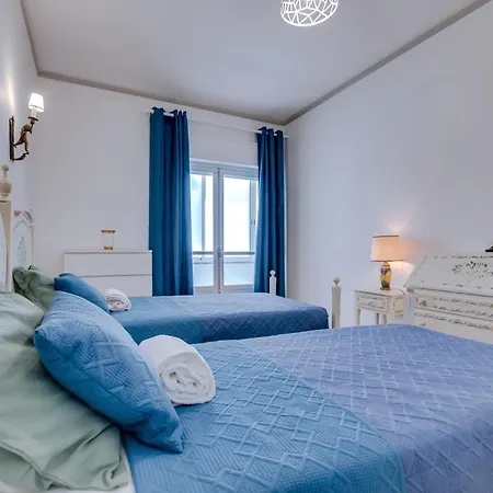 Solar Da Beachfront Terrace 2bedroom Quarteira